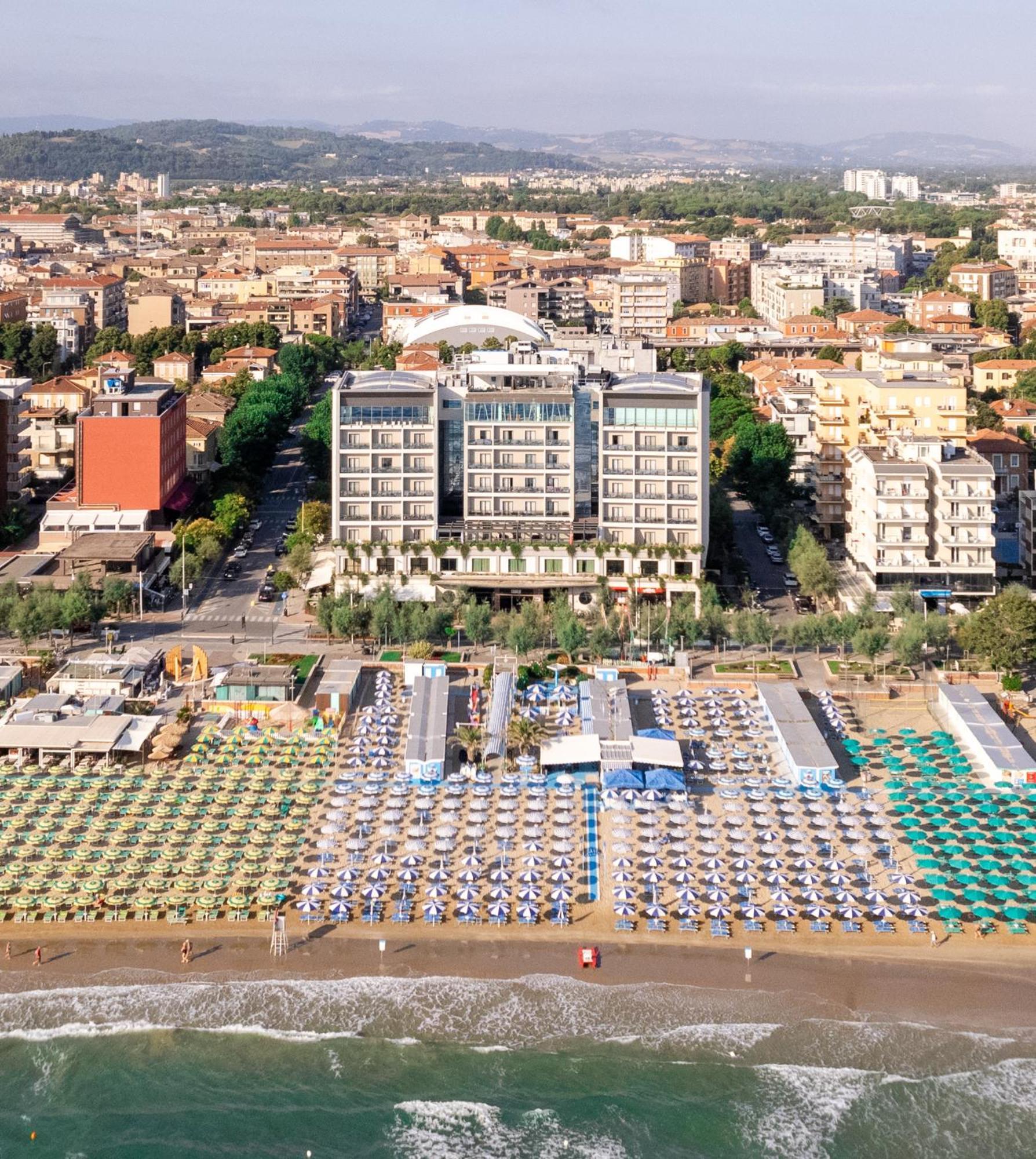 Charlie In Pesaro Otel Dış mekan fotoğraf