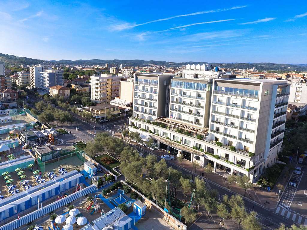 Charlie In Pesaro Otel Dış mekan fotoğraf